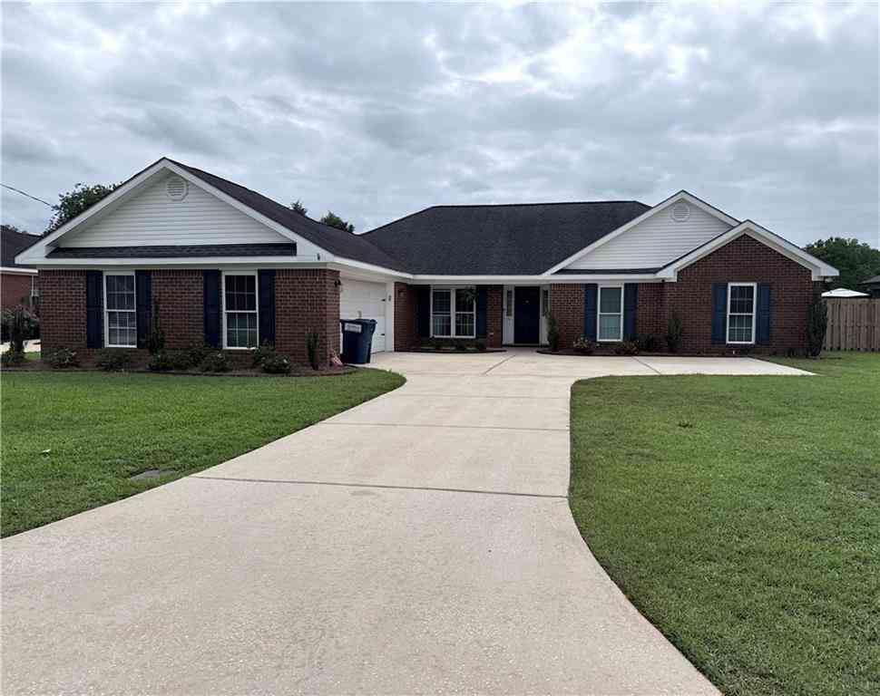 Homes For Sale - 7050 Haley's Way<br/> Theodore, AL 36582
