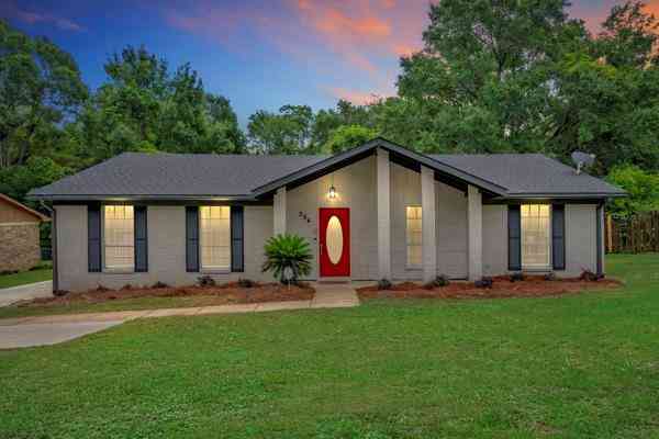 Homes For Sale - 354 Vanderbilt Drive<br/> Mobile, AL 36608