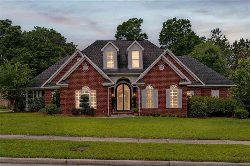 Homes For Sale - 1622 W Stone Hedge Drive<br/> Mobile, AL 36695