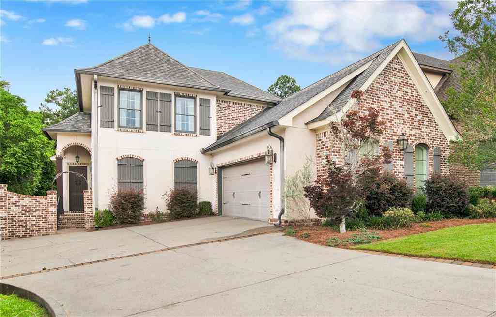Homes For Sale - 3520 Rue Royal<br/> Mobile, AL 36693
