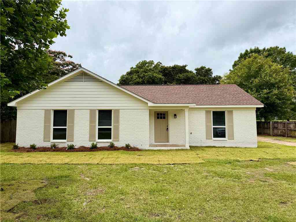 Homes For Sale - 4530 S Schillinger Road<br/> Mobile, AL 36619