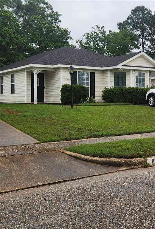 Homes For Sale - 8550 Desert Oak Court<br/> Mobile, AL 36695