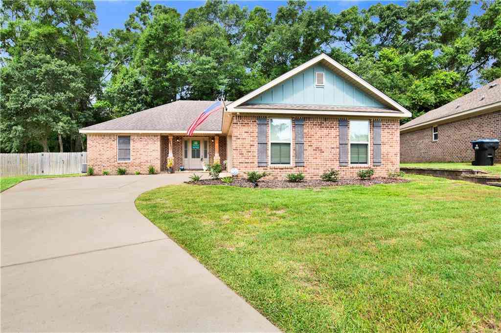 Homes For Sale - 2202 S Wolf Branch Drive<br/> Mobile, AL 36608