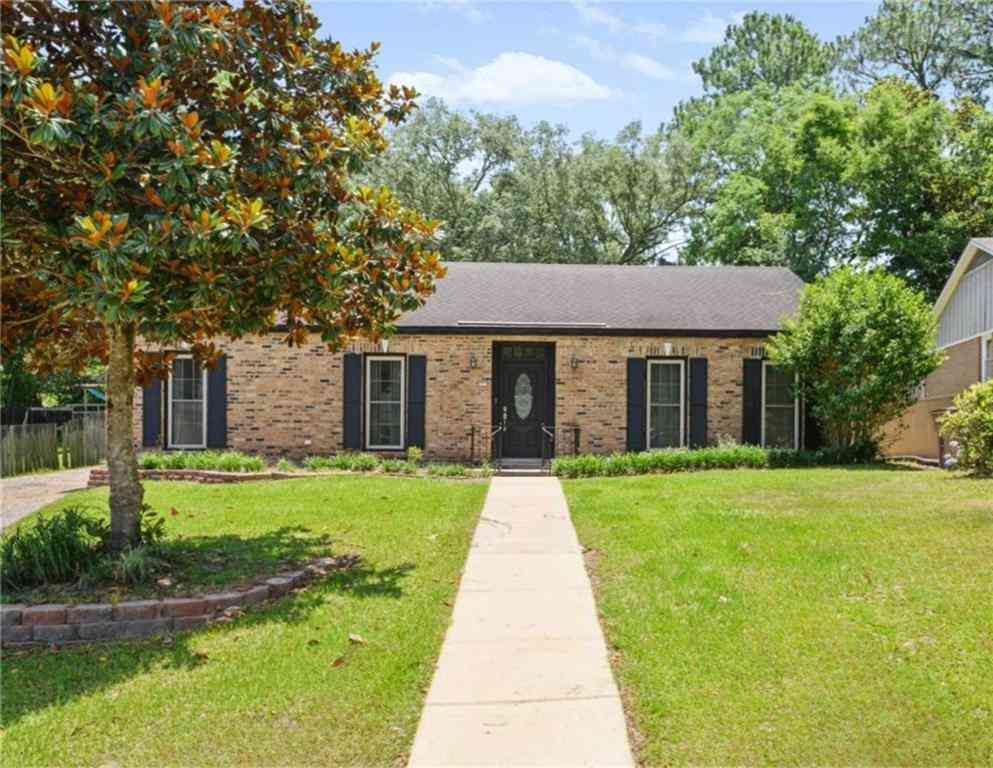 Homes For Sale - 2601 Wagon Wheel Drive<br/> Mobile, AL 36695