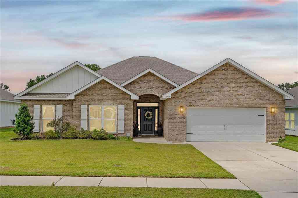 Homes For Sale - 10900 Native Dancer Way<br/> Daphne, AL 36526