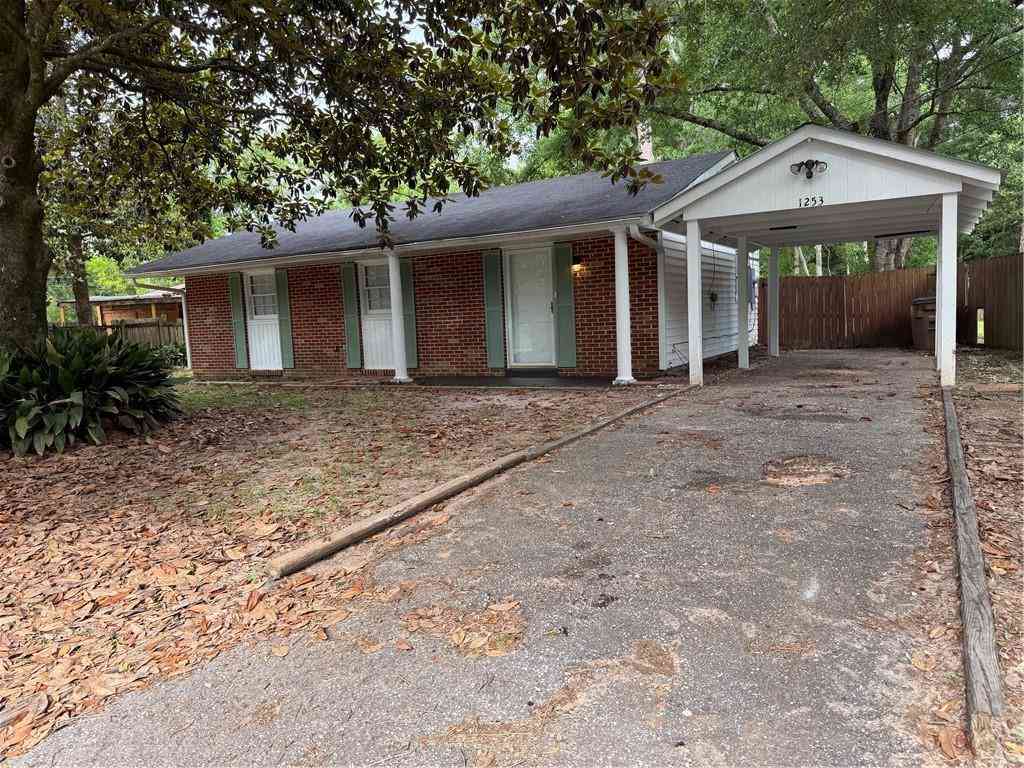 Homes For Sale - 1253 Devander Drive<br/> Mobile, AL 36608