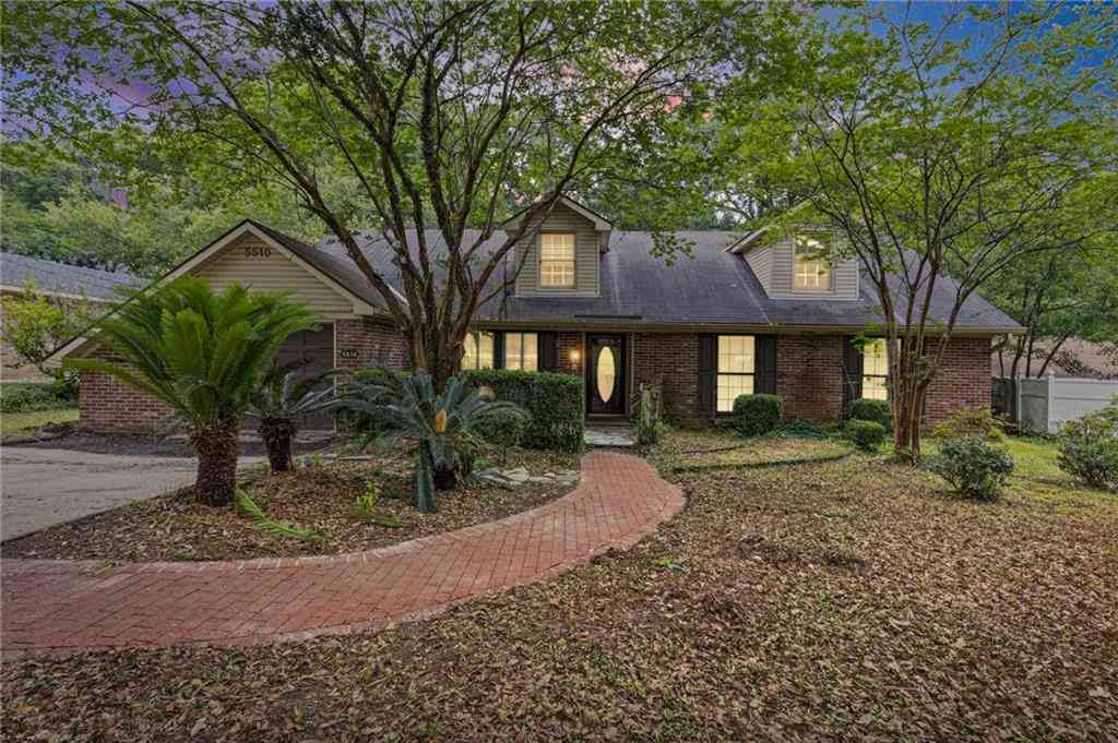 Homes For Sale - 5510 Richmond Road<br/> Mobile, AL 36608