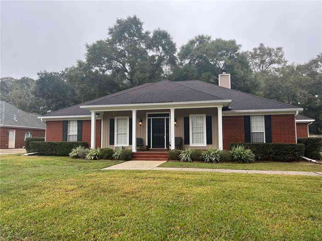 Homes For Rent - 10380 N Hunters Ridge Drive<br/> Mobile, AL 36695