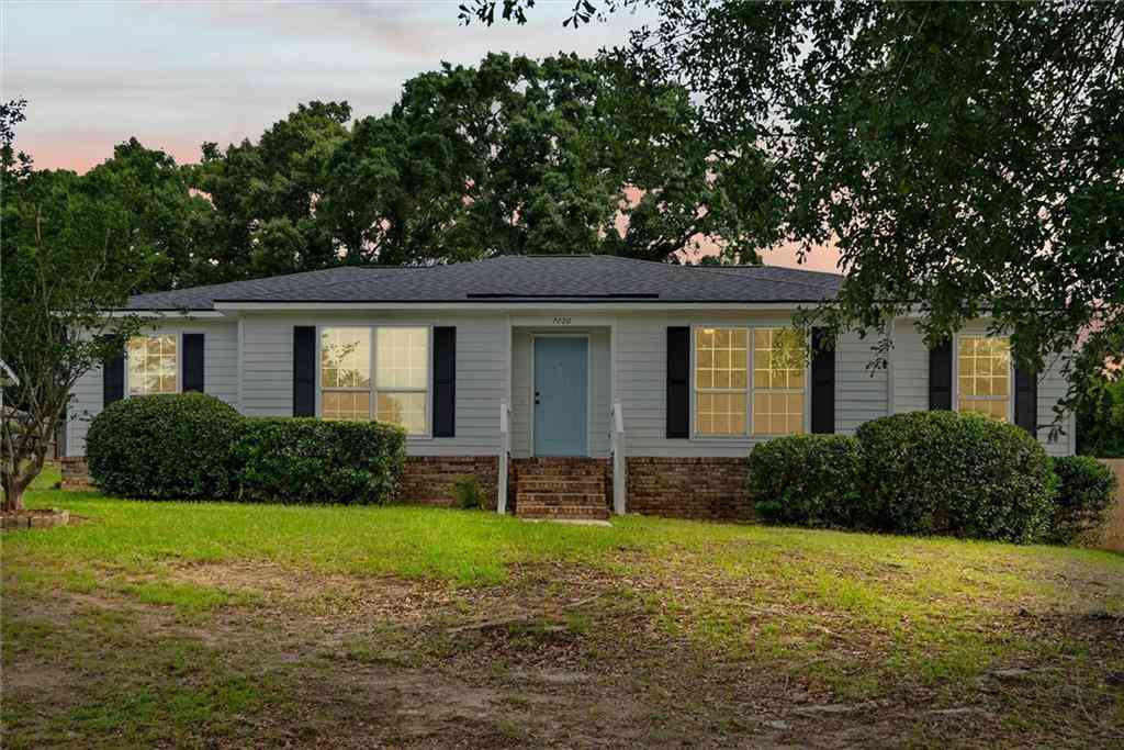 Homes For Sale - 7020 S Woodlea Drive<br/> Mobile, AL 36695