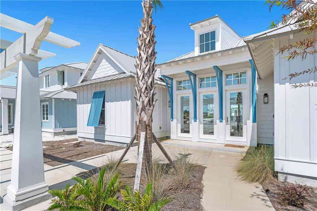 Homes For Sale - 8710 Jamestown Court<br/> Gulf Shores, AL 36542