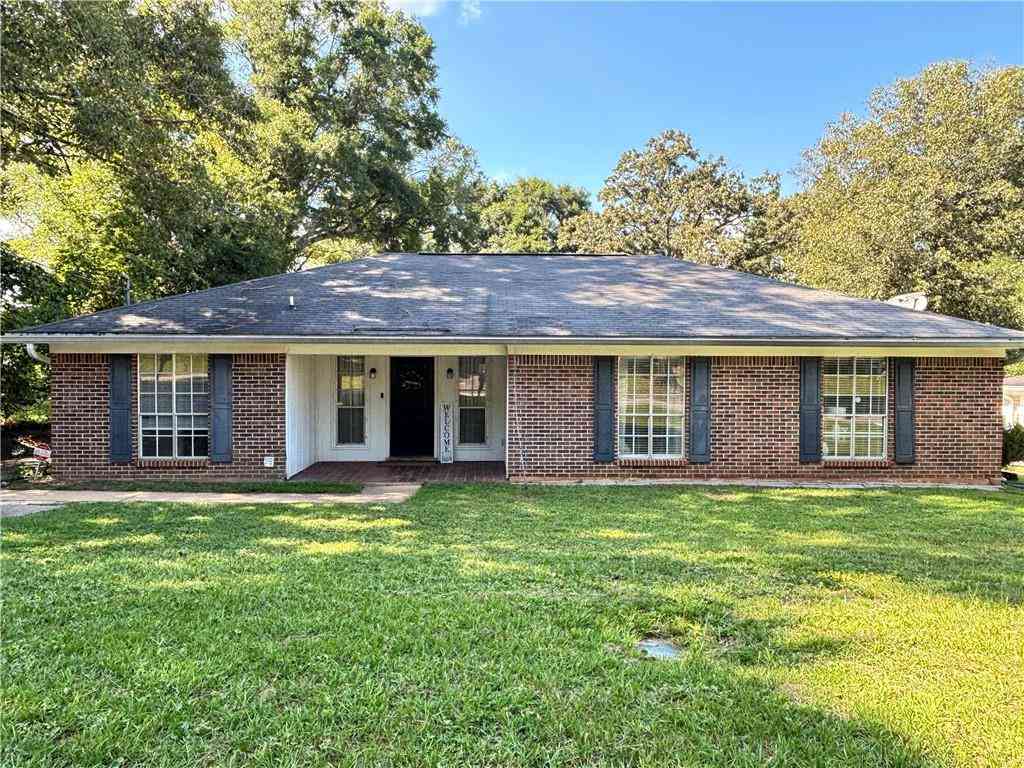 Homes For Sale - 7860 Country Drive<br/> Mobile, AL 36619