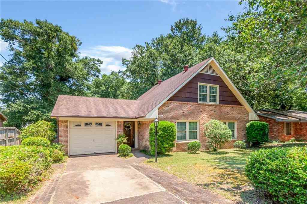 Homes For Sale - 324 Syracuse Street<br/> Mobile, AL 36608