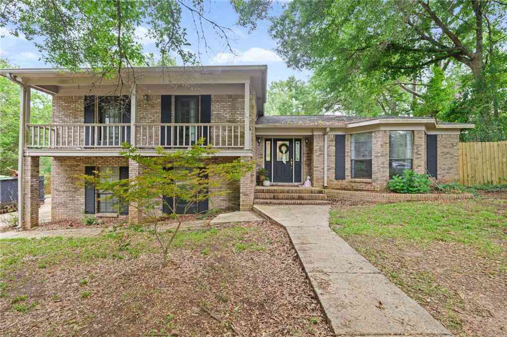 Homes For Sale - 9913 Alderway Street<br/> Mobile, AL 36695