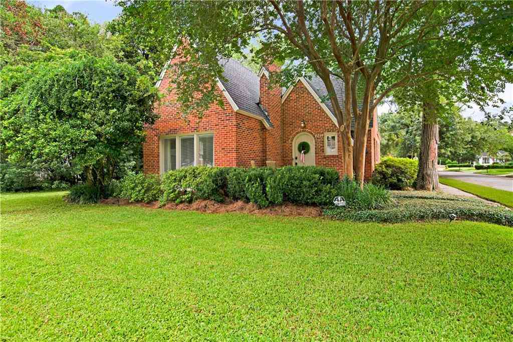 Homes For Sale - 2209 Homewood Street<br/> Mobile, AL 36606