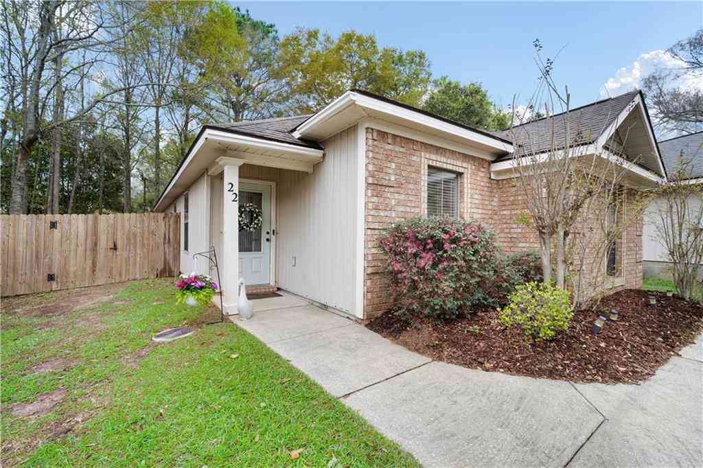 Homes For Sale - 22 Breydon Court<br/> Mobile, AL 36608