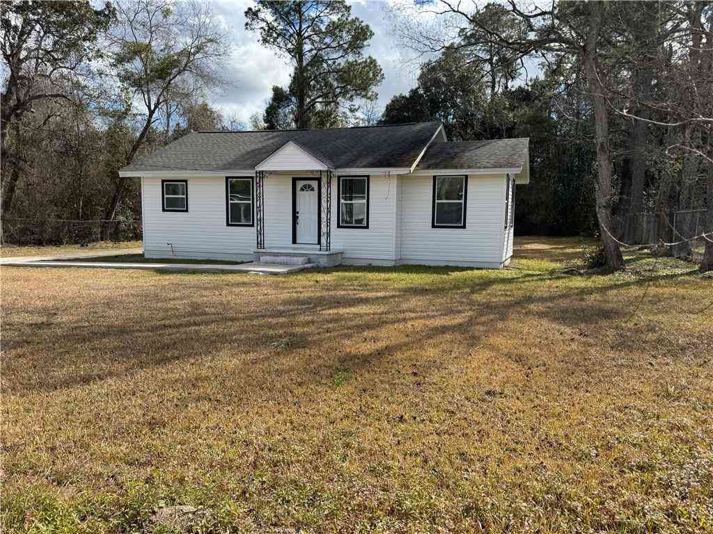 Homes For Rent - 1625 Myers Road #A<br/> Eight Mile, AL 36613