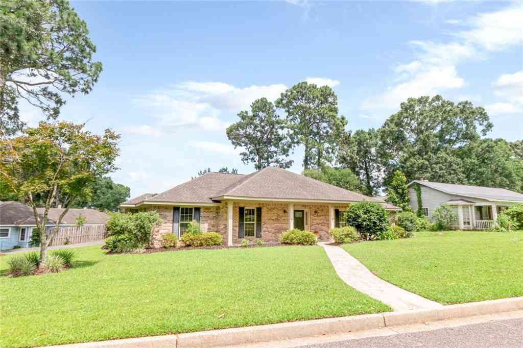 Homes For Sale - 1215 Richmond Court<br/> Mobile County, Mobile, AL 36695