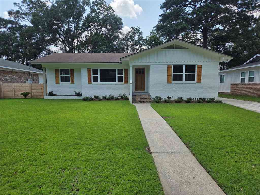 Homes For Sale - 40 W Lourando Drive<br/> Mobile County, Mobile, AL 36606