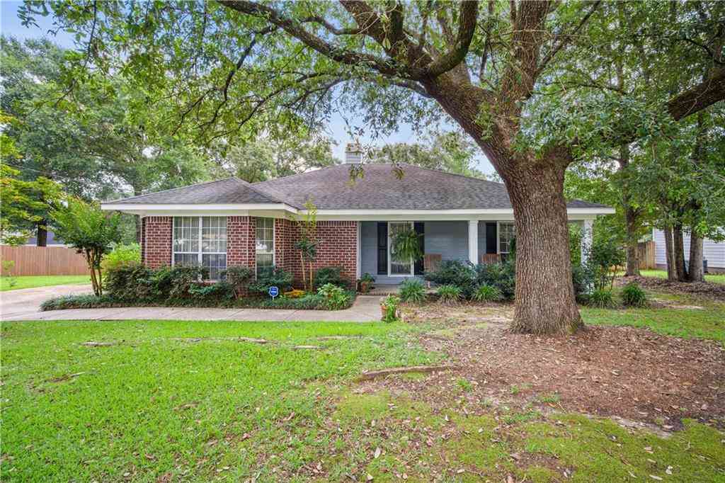 Homes For Sale - 3240 Dubose Avenue<br/> Semmes, AL 36575