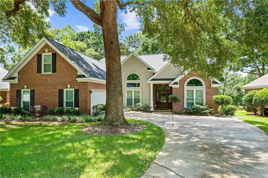 Homes For Sale - 9663 Aspen Circle<br/> Daphne, AL 36526
