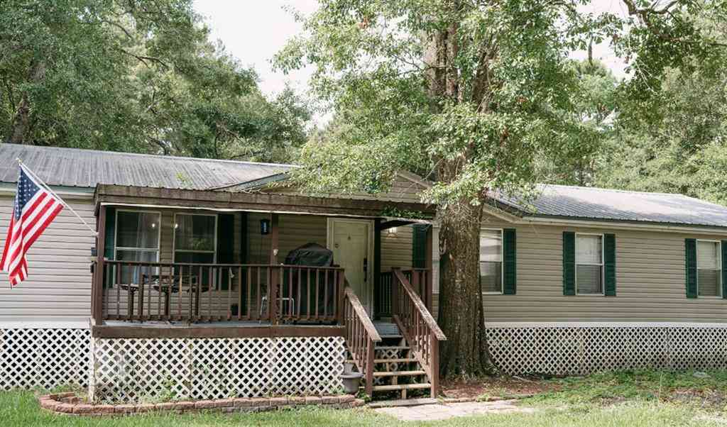 Homes For Sale - 2961 Jackson Road<br/> Mobile, AL 36582