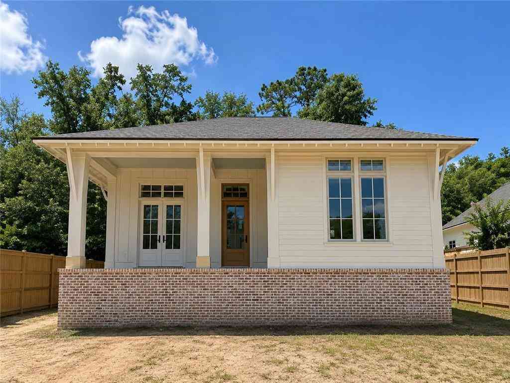 Homes For Sale - 214 Tensaw Avenue<br/> Fairhope, AL 36532