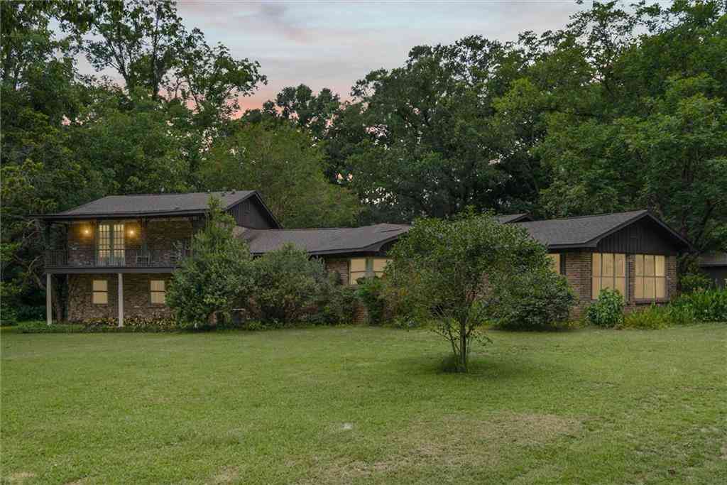Homes For Sale - 8624 Morphy Avenue<br/> Fairhope, AL 36532