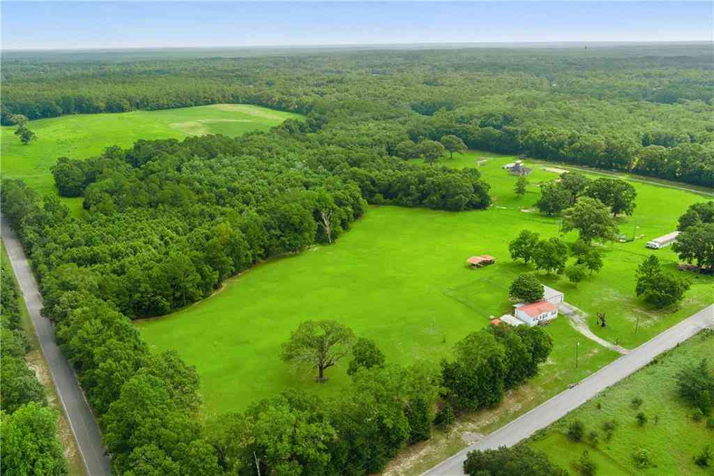 Homes For Sale - 9500 Spice Pond Road<br/> Semmes, AL 36575