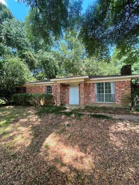 Homes For Sale - 9356 Maple Ridge Drive<br/> Mobile County, Saraland, AL 36571