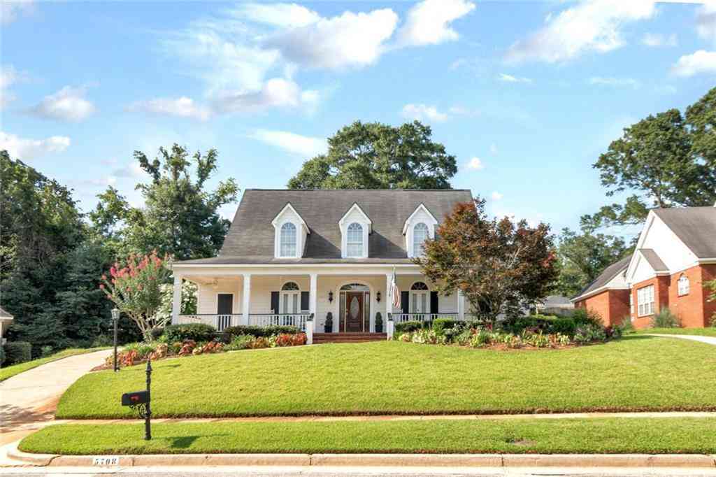 Homes For Sale - 5708 Oakleigh Trace Court<br/> Mobile, AL 36693