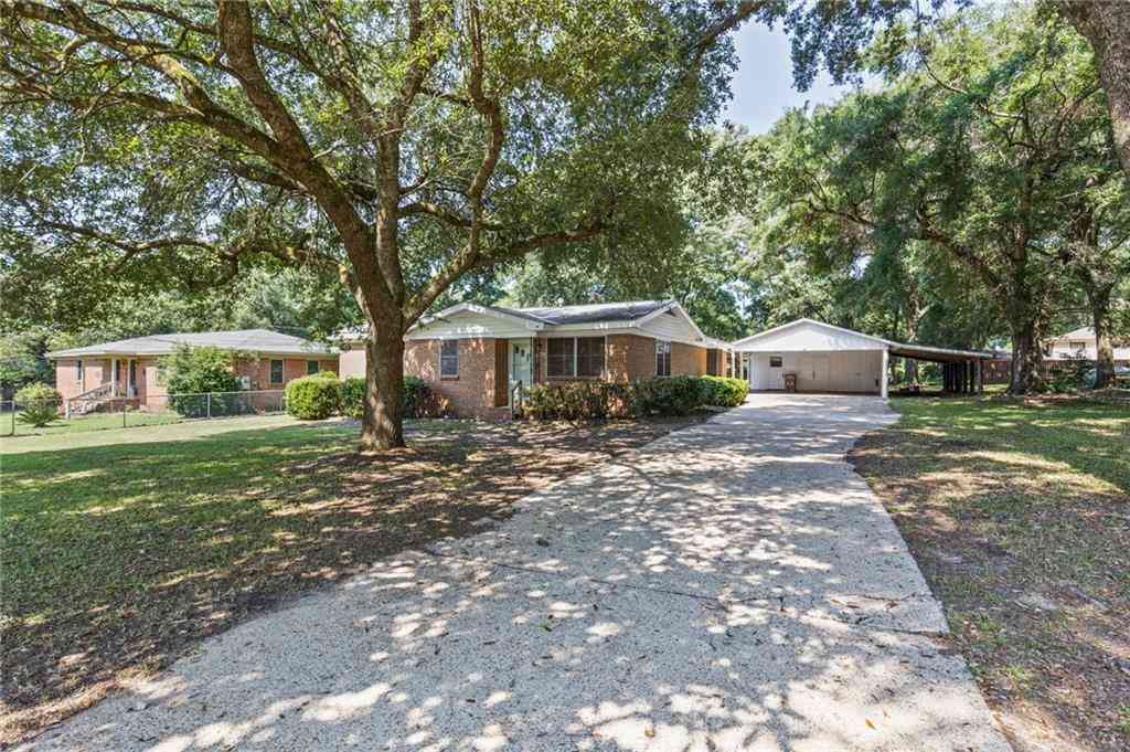 Homes For Sale - 2871 Pinetucky Road<br/> Mobile County, Mobile, AL 36618