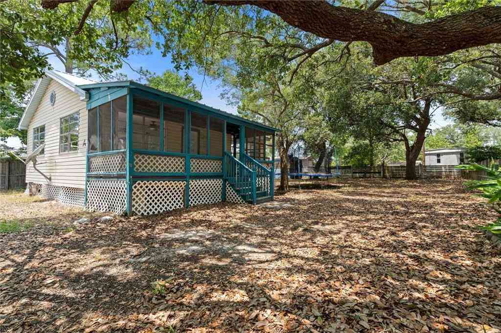Homes For Sale - 15777 Renee Marie Avenue<br/> Baldwin County, Gulf Shores, AL 36542