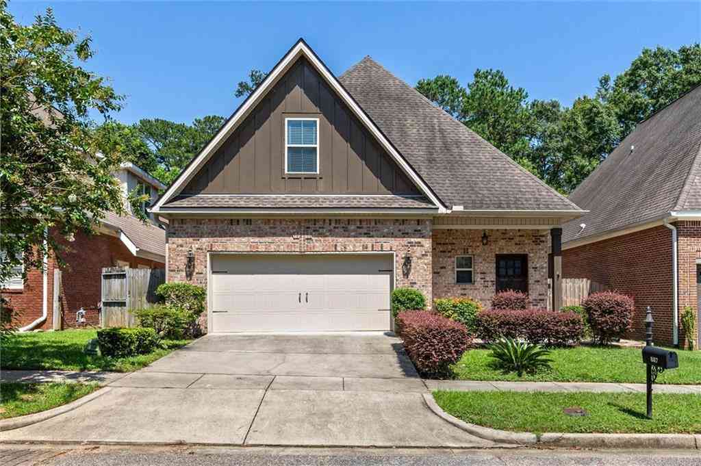Homes For Sale - 887 Grant Park Drive<br/> Mobile, AL 36606