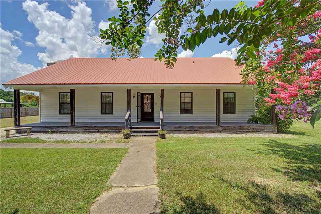 Homes For Sale - 13151 Roberts Road<br/> Mobile County, Chunchula, AL 36521