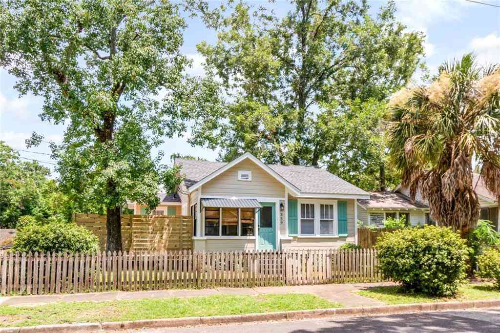 Homes For Sale - 359 Chatham Street<br/> Mobile County, Mobile, AL 36604