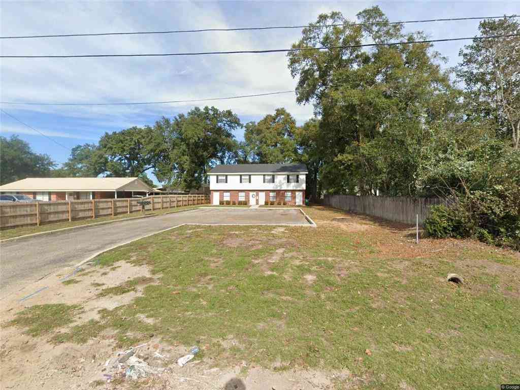 Multifamily For Sale - 18 Station Street<br/> Mobile County, Saraland, AL 36571