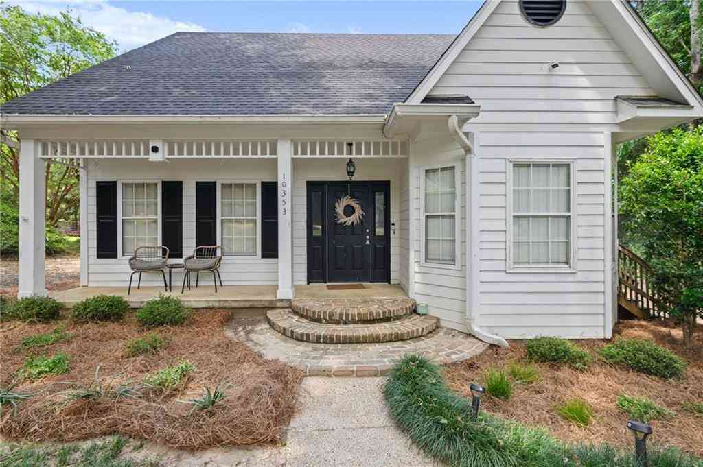 Homes For Sale - 10353 Easthill Drive<br/> Mobile County, Mobile, AL 36695