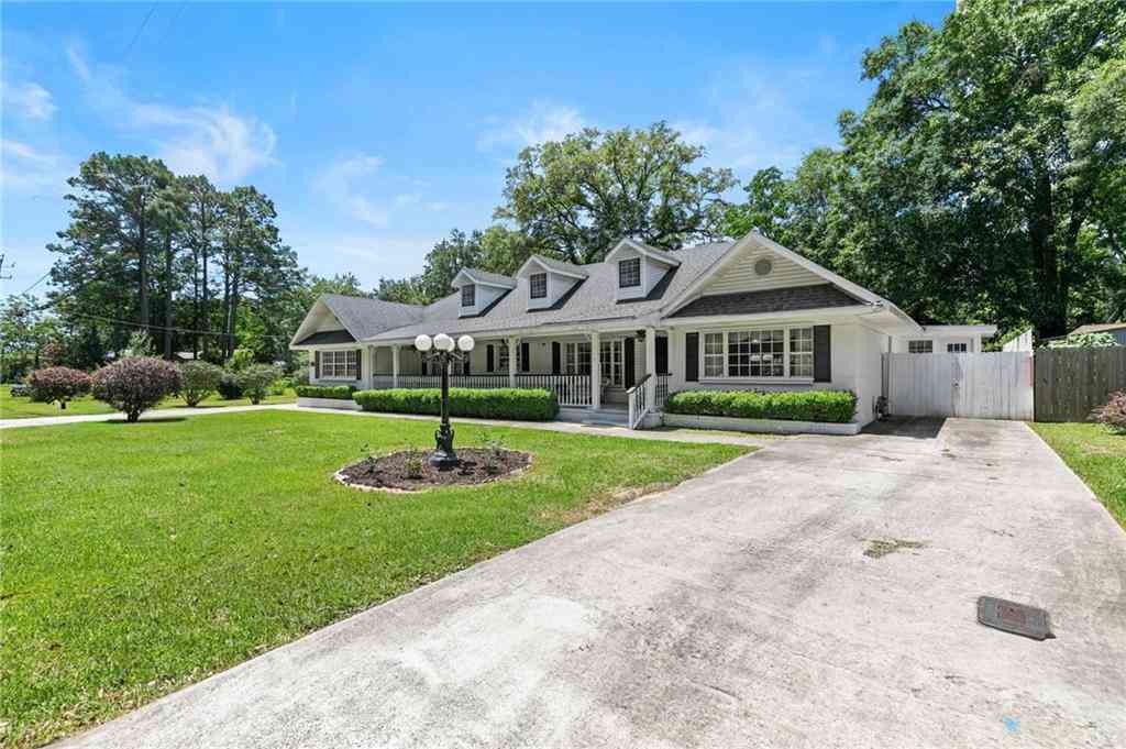 Homes For Sale - 927 Cleveland Road<br/> Mobile County, Saraland, AL 36571