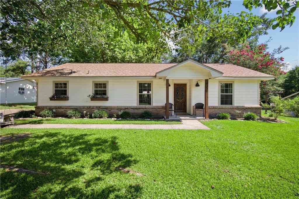 Homes For Sale - 10310 Southhill Drive<br/> Mobile County, Mobile, AL 36695