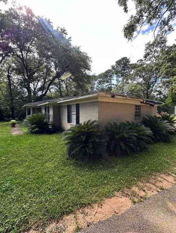 Homes For Sale - 10100 S Wulff Road<br/> Mobile County, Semmes, AL 36575