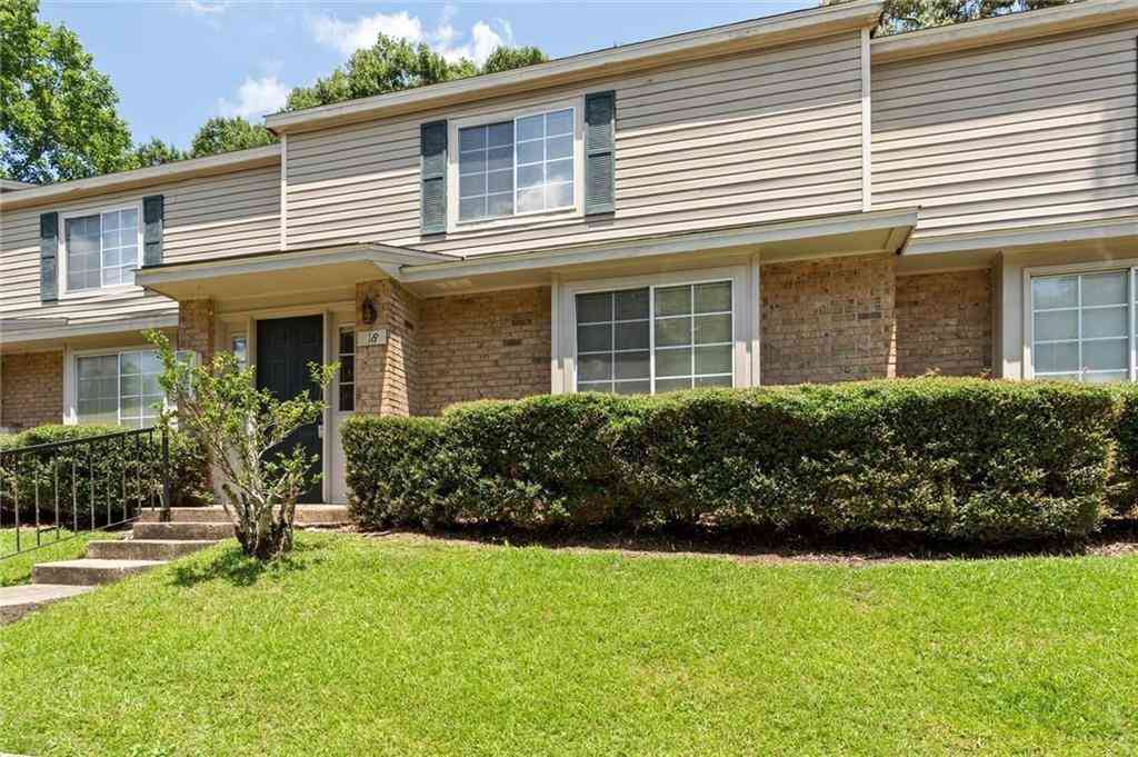 Condo For Sale - 6701 Dickens Ferry Road #18<br/> Mobile County, Mobile, AL 36608