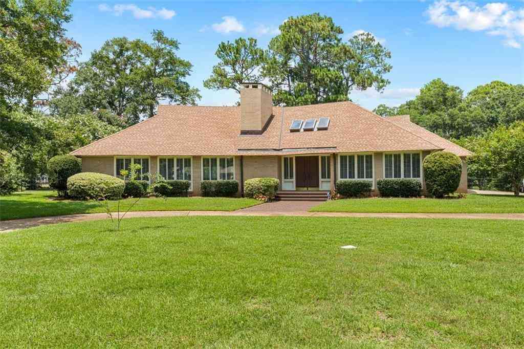 Homes For Sale - 4170 N Spring Valley Drive<br/> Mobile County, Mobile, AL 36693