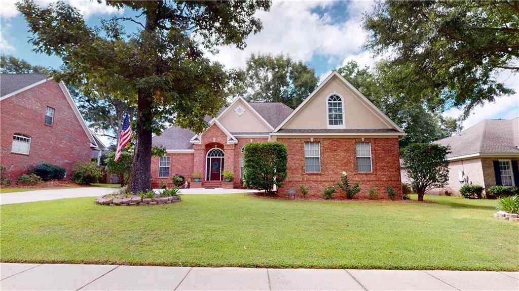 Homes For Sale - 6627 Lubarrett Way<br/> Mobile, AL 36695