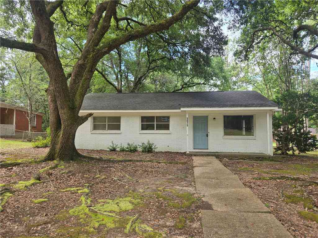 Homes For Sale - 5675 Renn Street<br/> Mobile, AL 36618