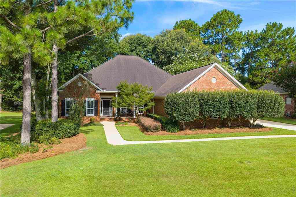 Homes For Sale - 421 Clubhouse Drive<br/> Fairhope, AL 36532