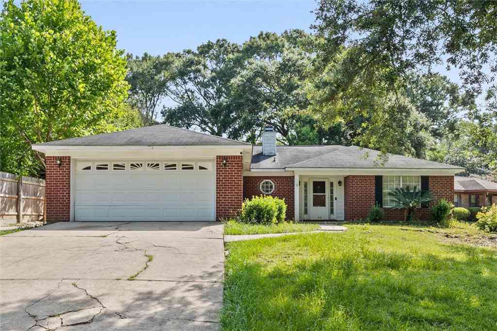 Homes For Sale - 5669 E Woodchase Circle<br/> Theodore, AL 36582