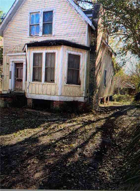 Homes For Sale - 1203 Old Shell Road<br/> Mobile, AL 36604