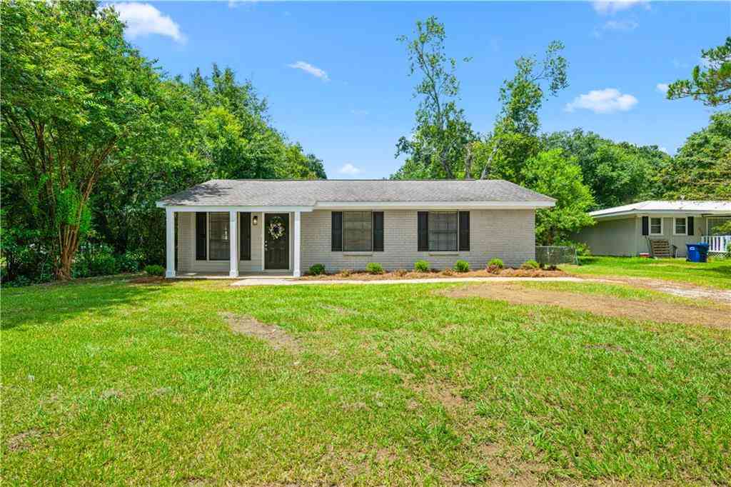 Homes For Sale - 5580 Mardanne Drive<br/> Theodore, AL 36582
