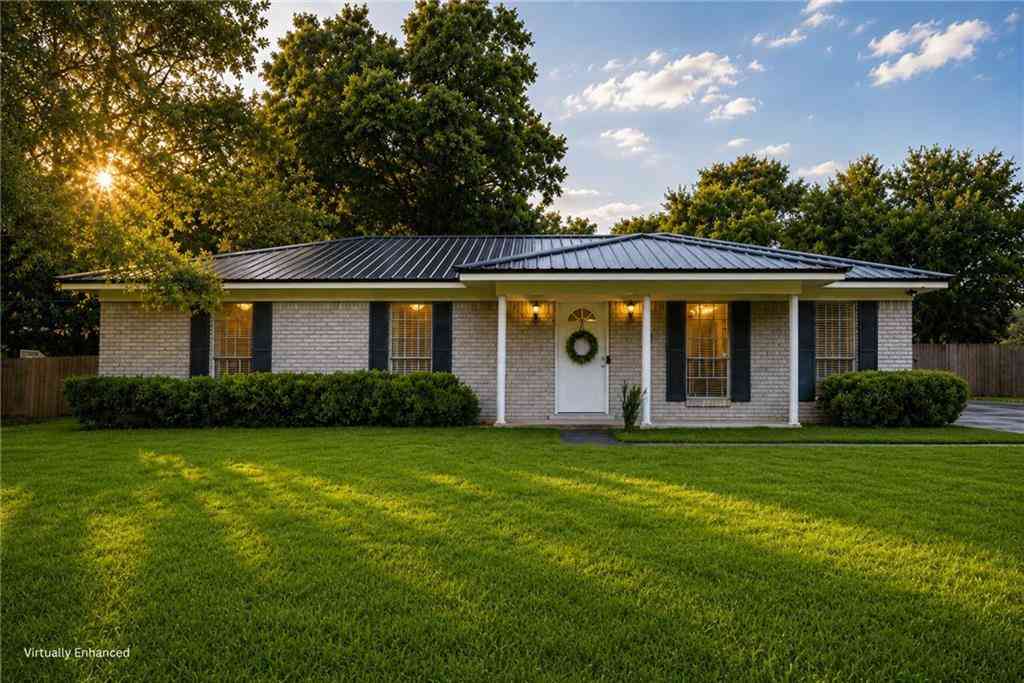 Homes For Sale - 2901 E Pretty Branch Drive<br/> Mobile, AL 36618