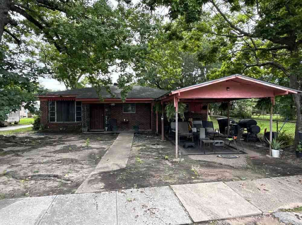 Homes For Sale - 504 Lott Street<br/> Mobile County, Mobile, AL 36604